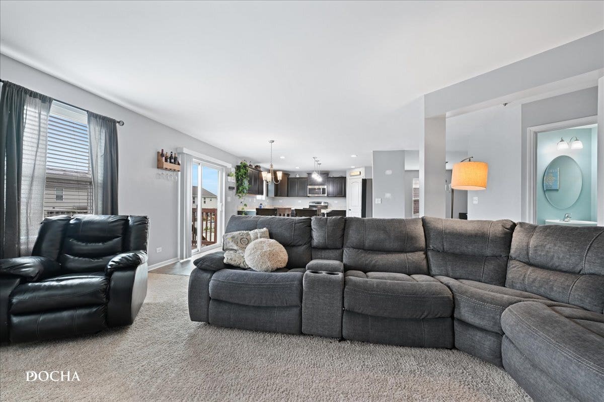2140 Bonnieglen Drive, New Lenox, IL 60451 2140 Bonnieglen Drive, New Lenox, IL 60451