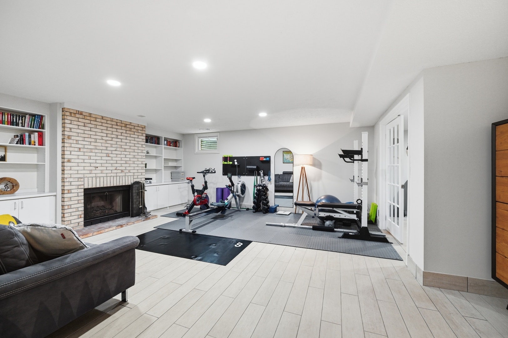 12101 Gatewater Drive, Potomac, MD 20854 12101 Gatewater Drive, Potomac, MD 20854