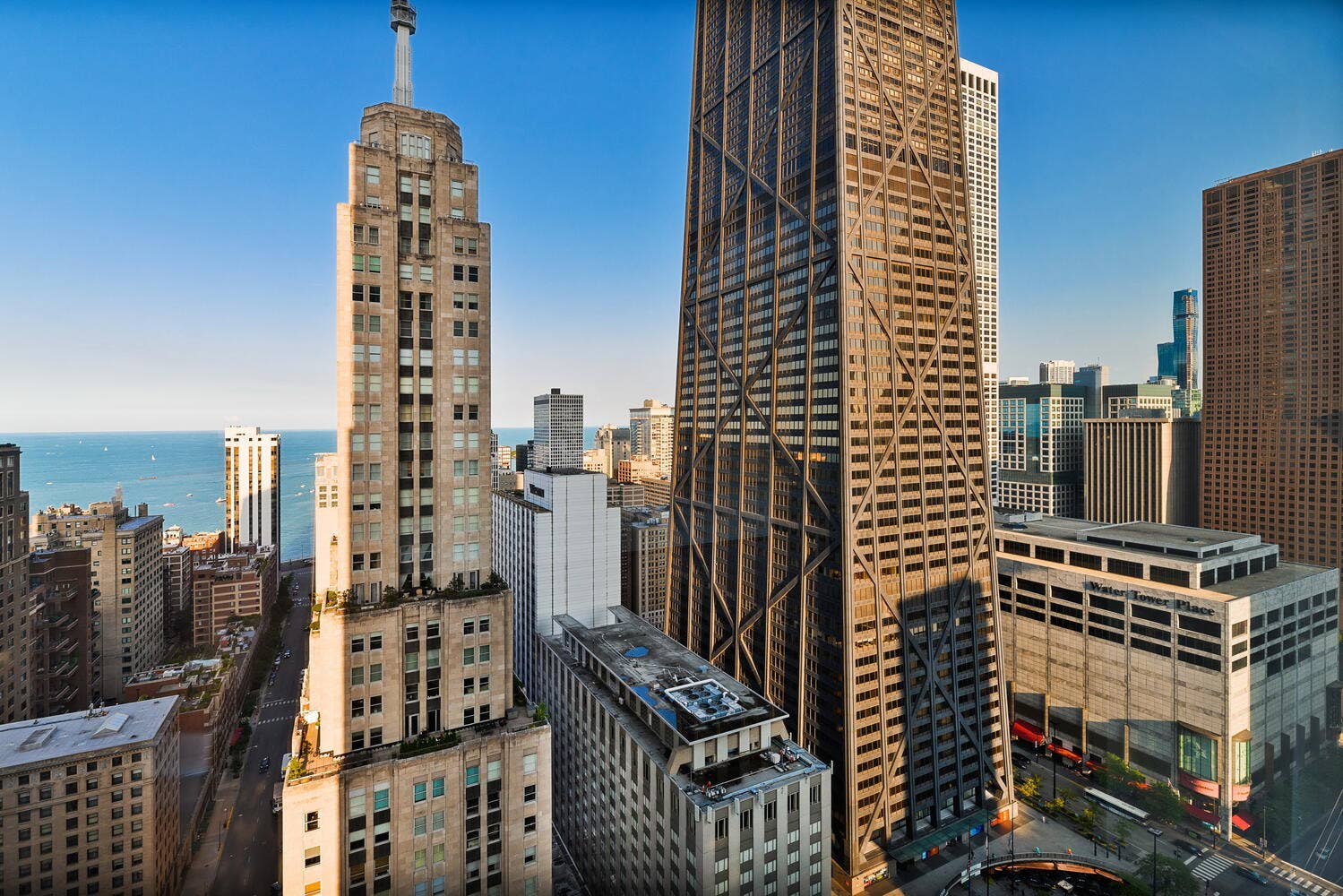 77 E WALTON Street, #24A, Chicago, IL 60611