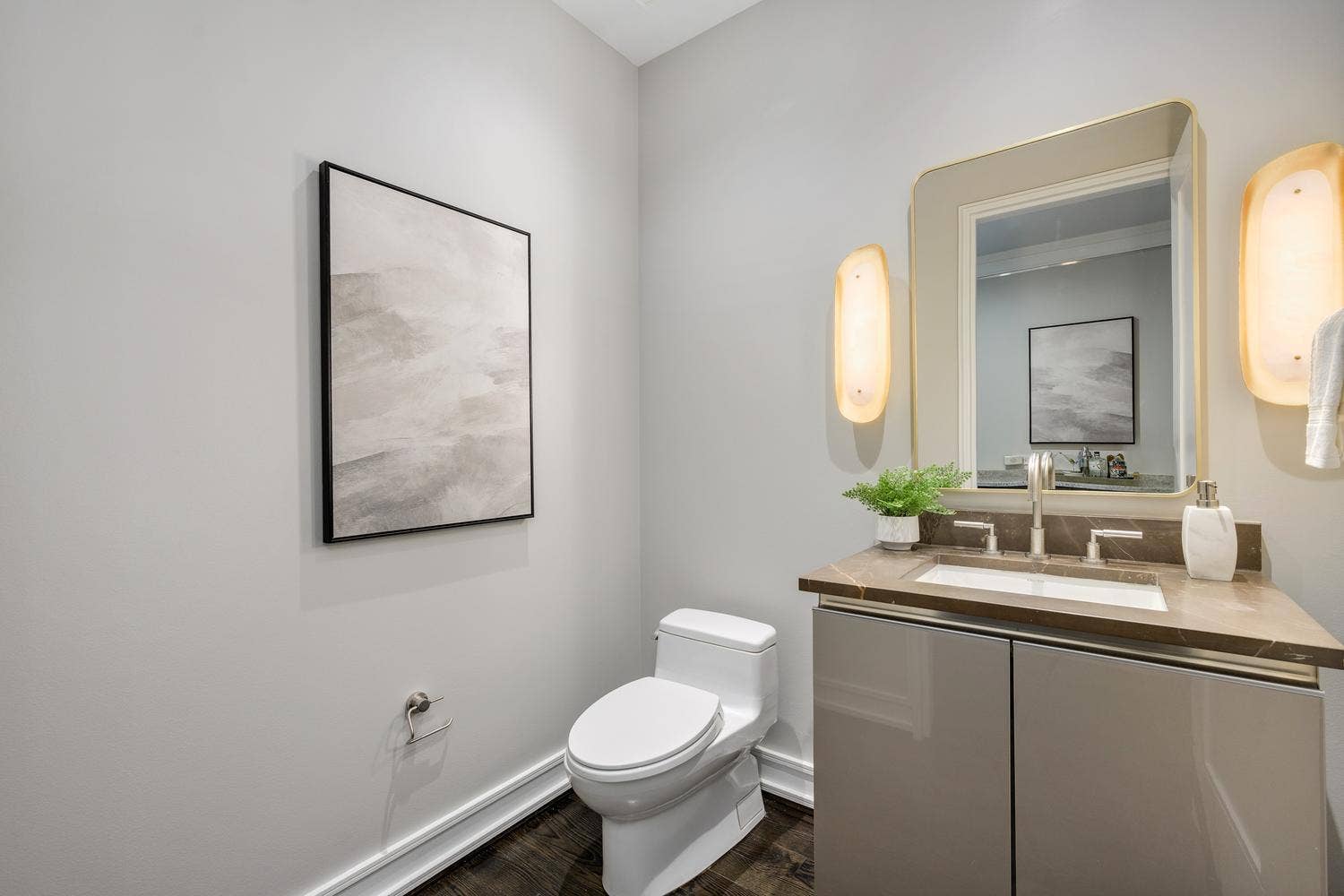77 E WALTON Street, #24A, Chicago, IL 60611