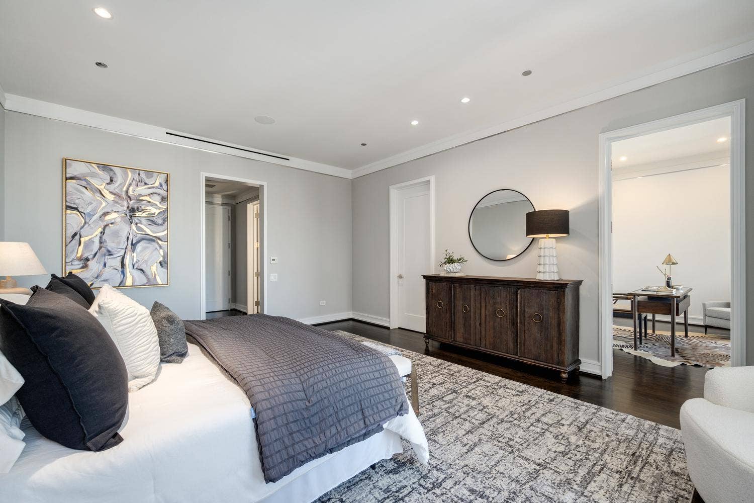 77 E WALTON Street, #24A, Chicago, IL 60611
