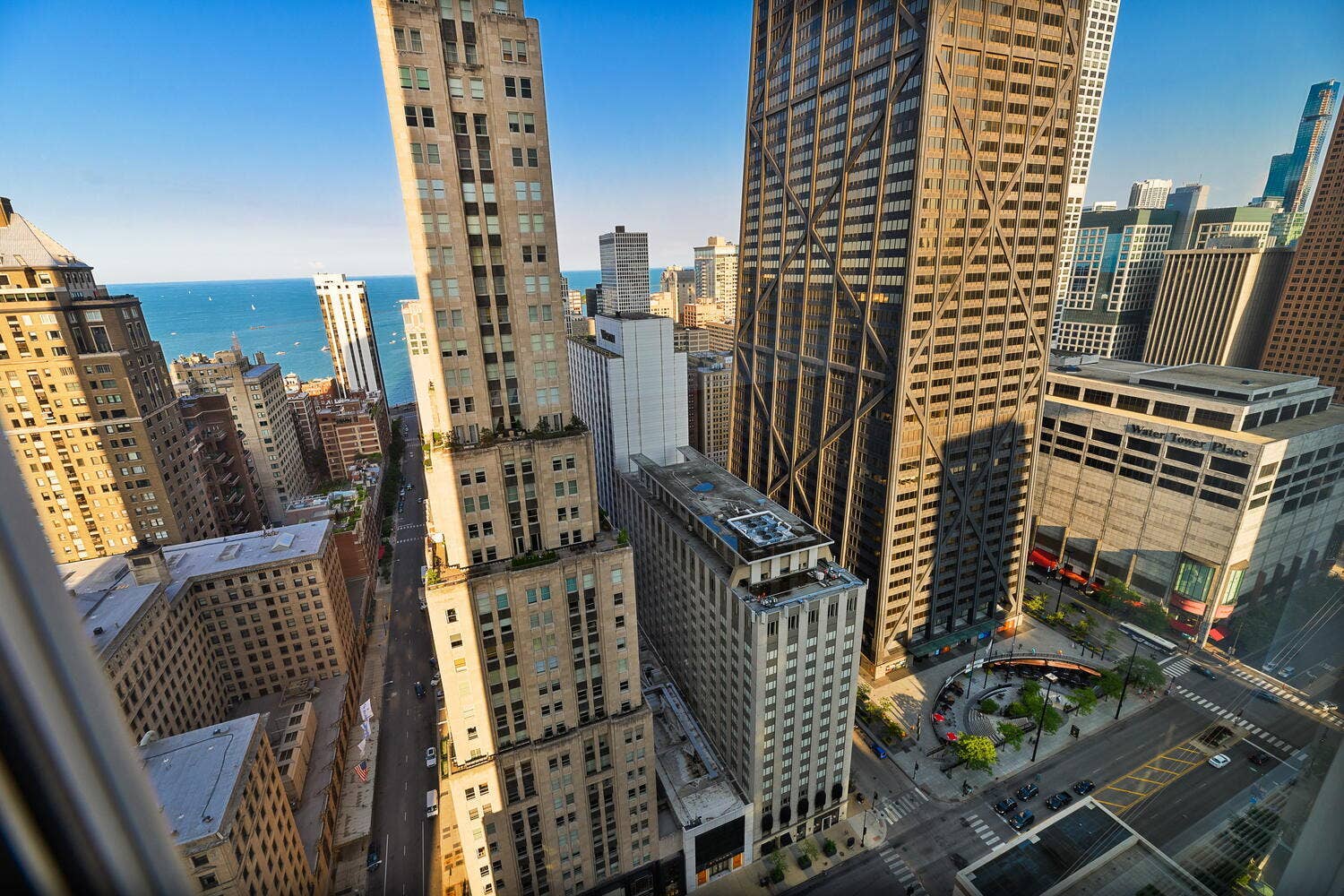 77 E WALTON Street, #24A, Chicago, IL 60611