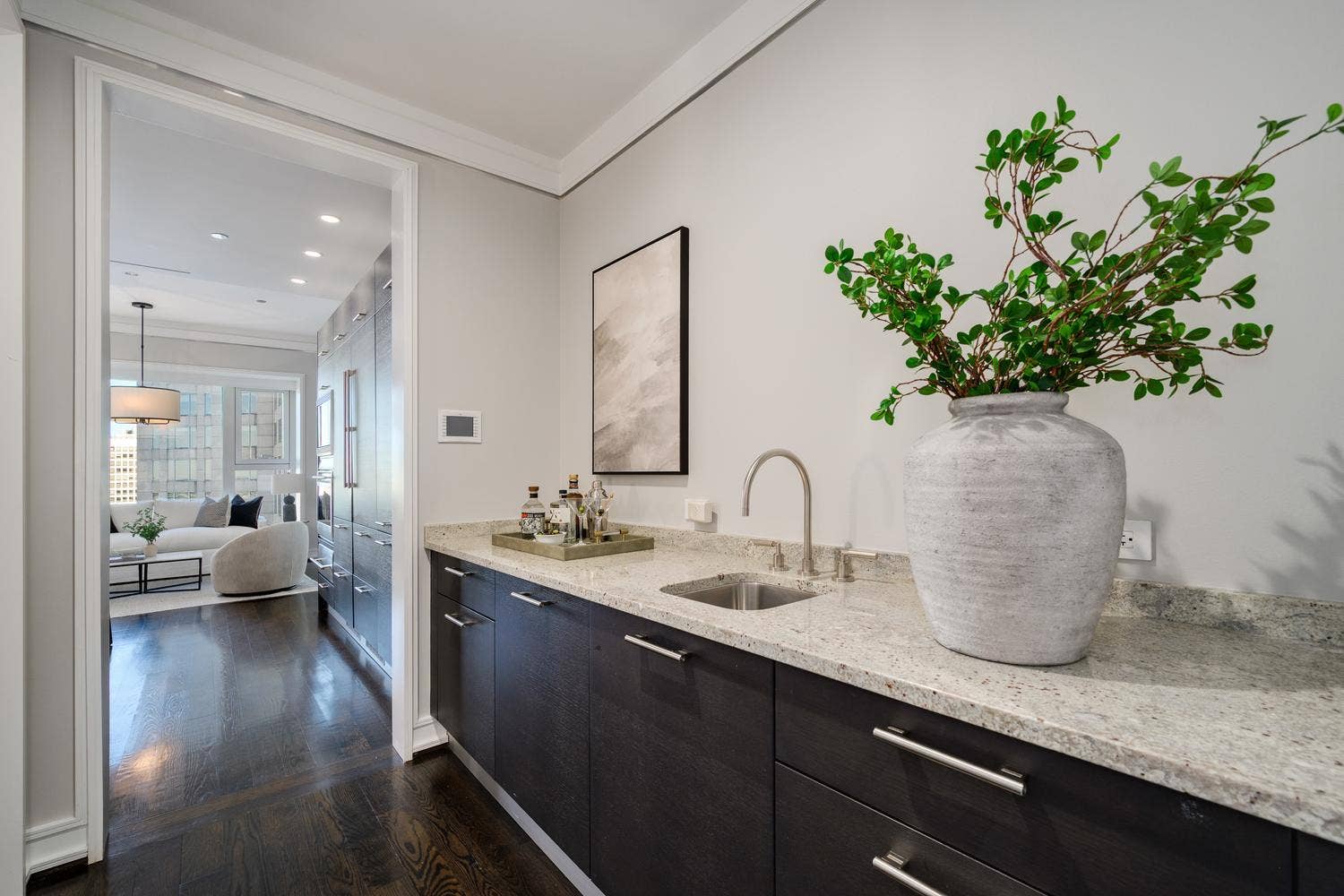 77 E WALTON Street, #24A, Chicago, IL 60611