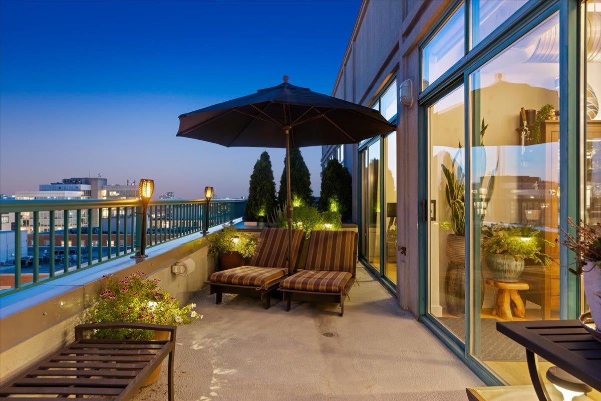 920 W MADISON Street, #1003W, Chicago, IL 60607 920 W MADISON Street, #1003W, Chicago, IL 60607