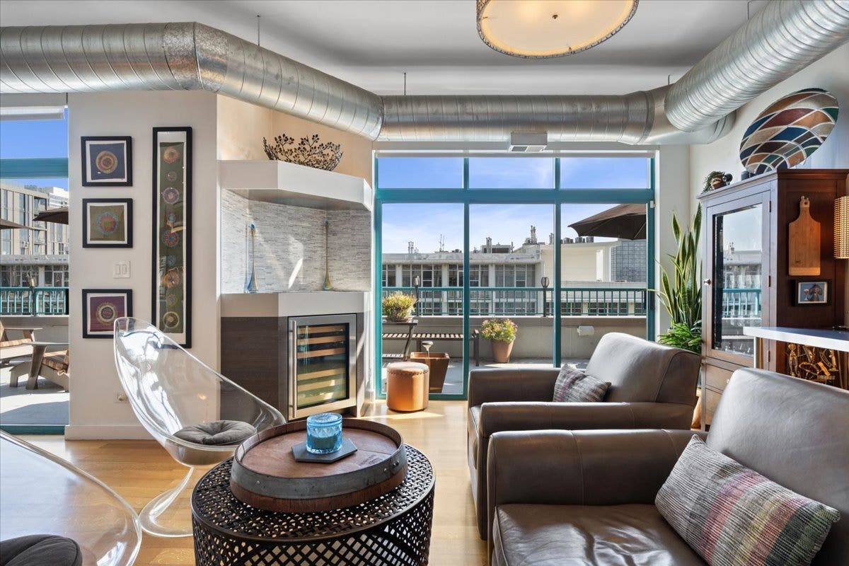 920 W MADISON Street, #1003W, Chicago, IL 60607 920 W MADISON Street, #1003W, Chicago, IL 60607