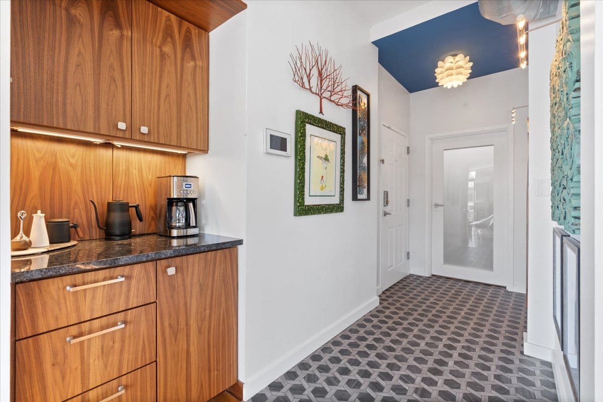 920 W MADISON Street, #1003W, Chicago, IL 60607 920 W MADISON Street, #1003W, Chicago, IL 60607