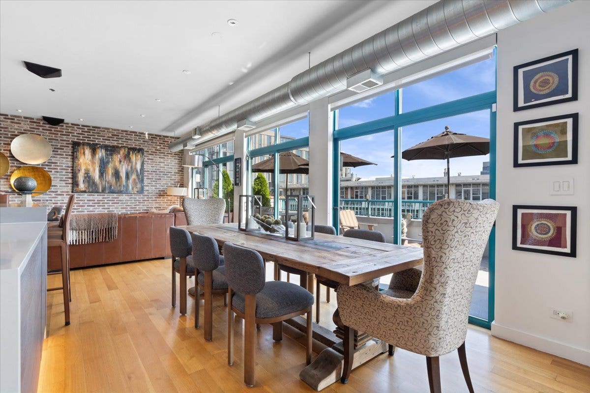 920 W MADISON Street, #1003W, Chicago, IL 60607 920 W MADISON Street, #1003W, Chicago, IL 60607