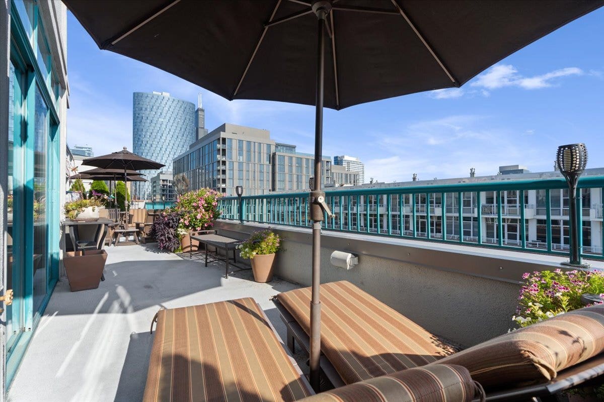 920 W MADISON Street, #1003W, Chicago, IL 60607 920 W MADISON Street, #1003W, Chicago, IL 60607
