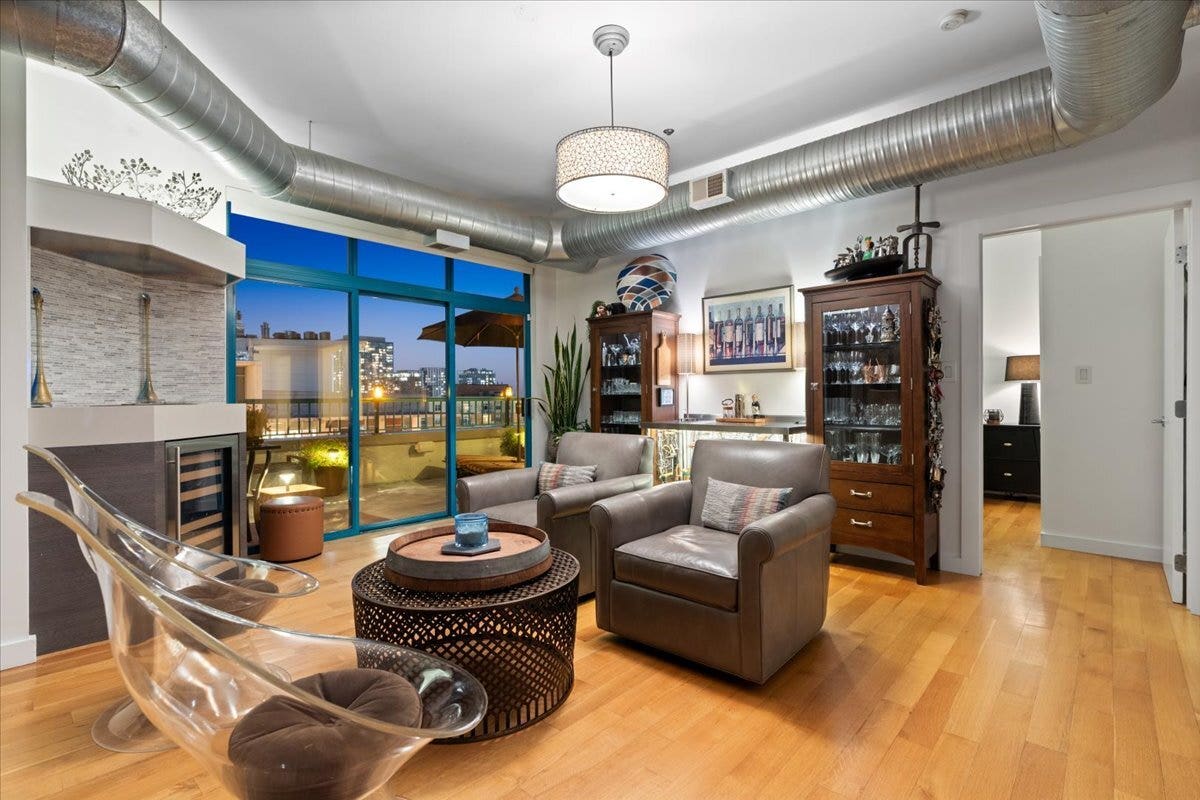 920 W MADISON Street, #1003W, Chicago, IL 60607 920 W MADISON Street, #1003W, Chicago, IL 60607