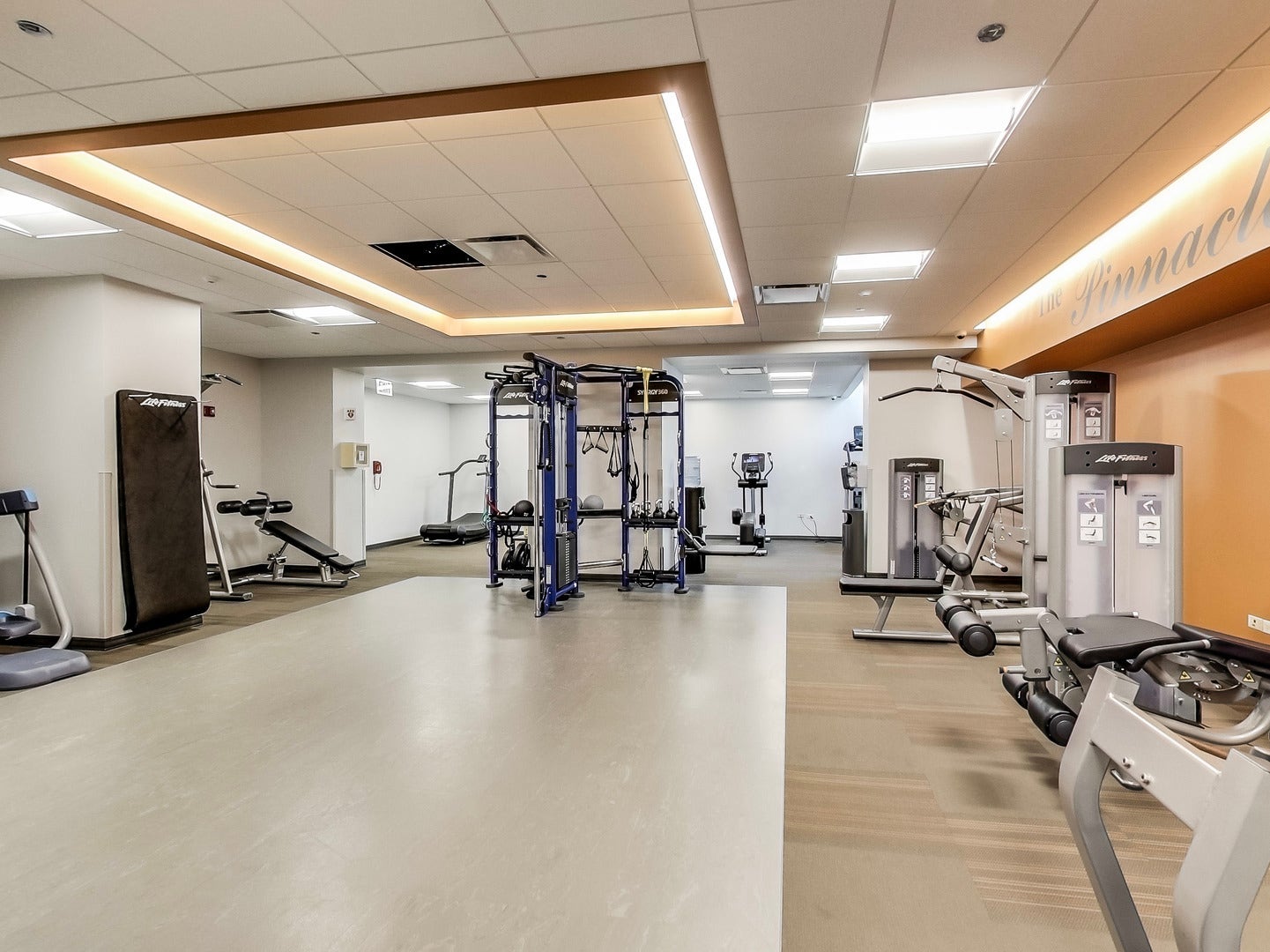 21 E HURON Street, #1802, Chicago, IL 60611 21 E HURON Street, #1802, Chicago, IL 60611