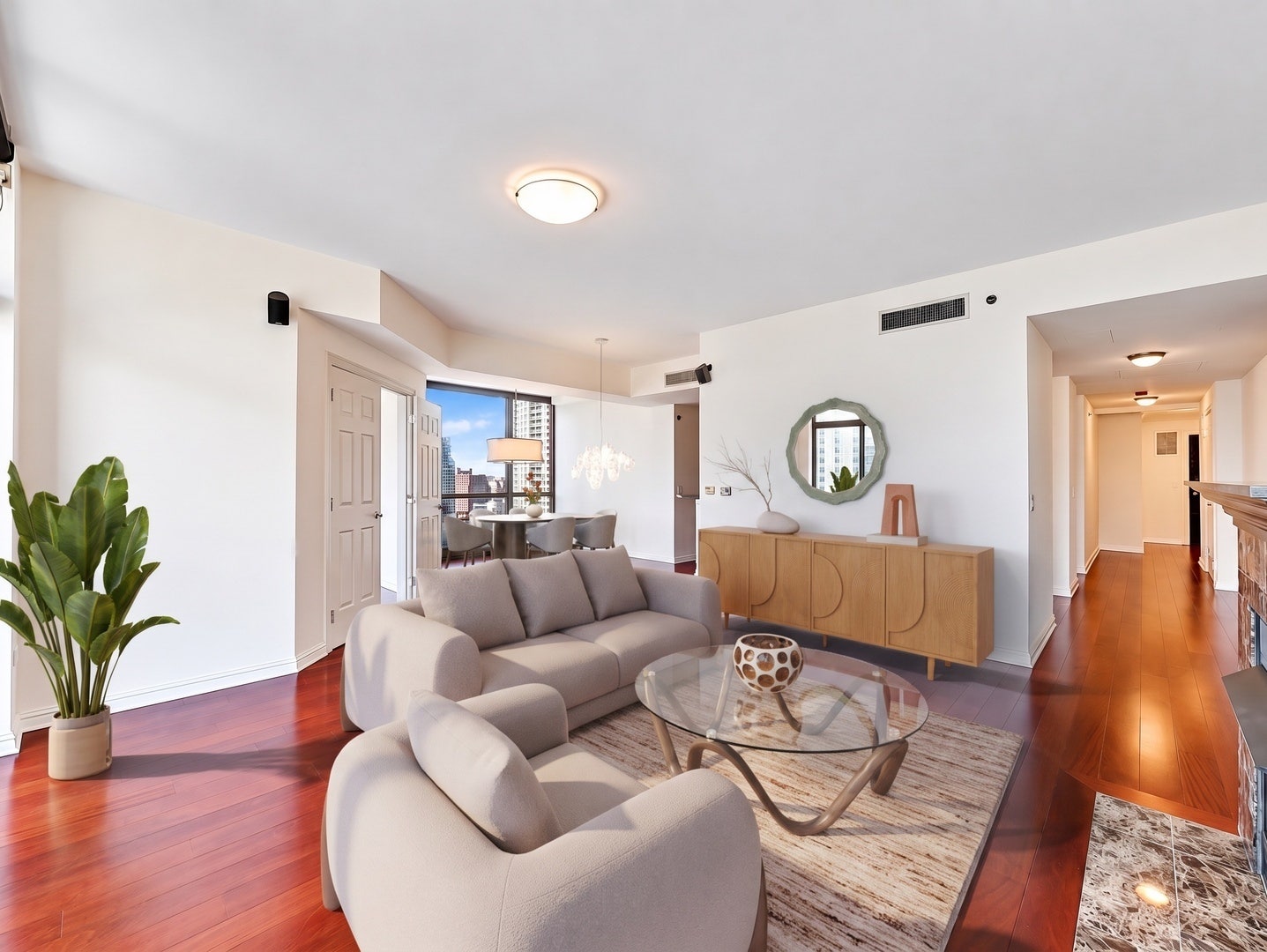 21 E HURON Street, #1802, Chicago, IL 60611 21 E HURON Street, #1802, Chicago, IL 60611