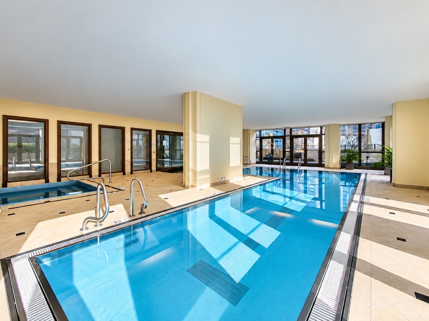 21 E HURON Street, #1802, Chicago, IL 60611 21 E HURON Street, #1802, Chicago, IL 60611