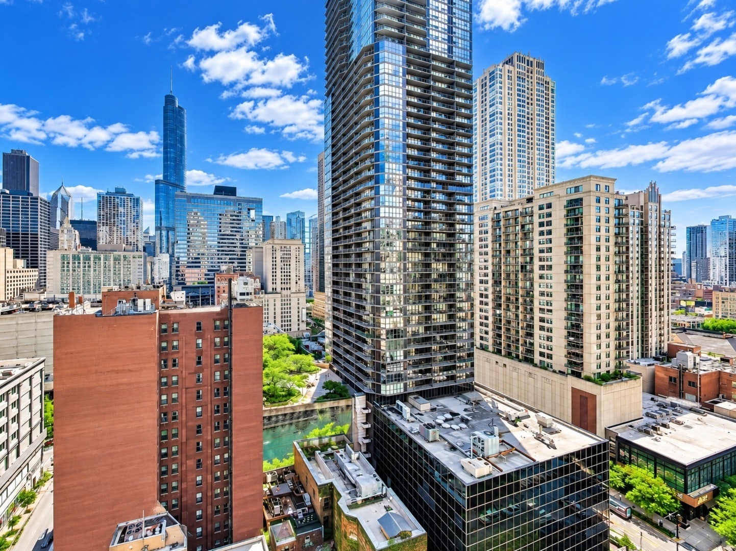 21 E HURON Street, #1802, Chicago, IL 60611 21 E HURON Street, #1802, Chicago, IL 60611