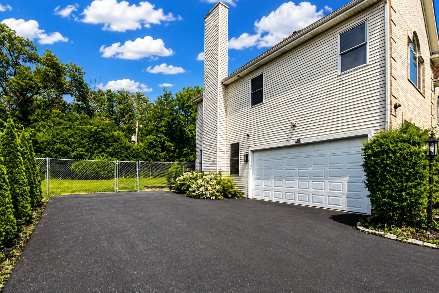 1685 Marion Street, Roselle, IL 60172