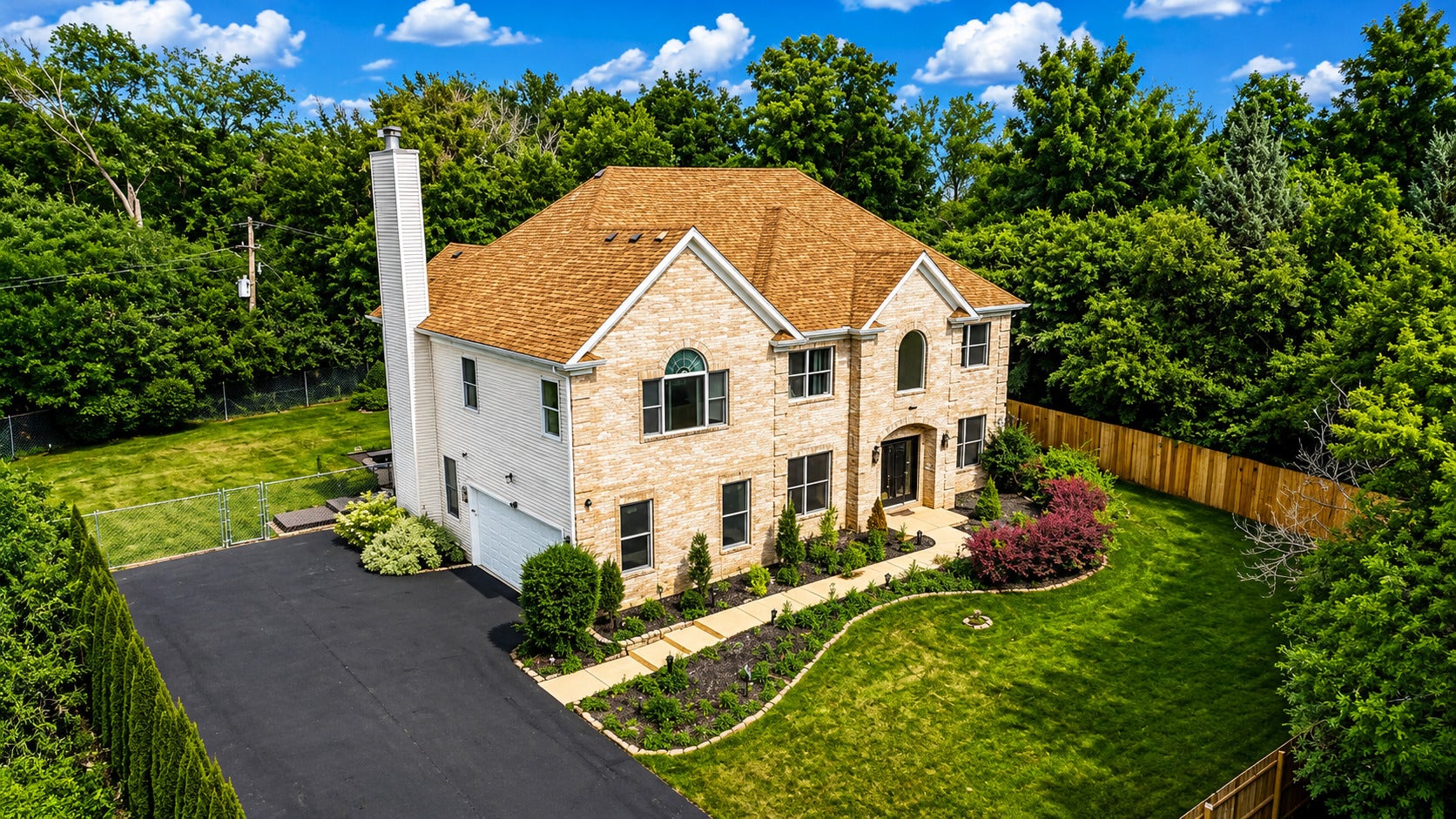 1685 Marion Street, Roselle, IL 60172