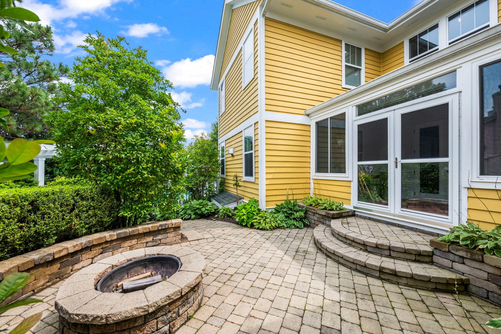 200 Ranney Avenue, Vernon Hills, IL 60061