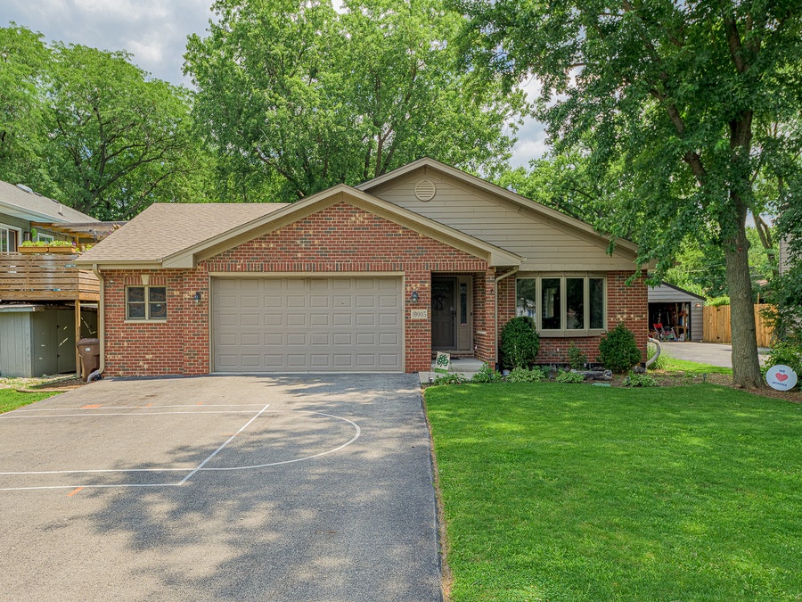 Property photo for 19905 Center Street, Mokena, IL