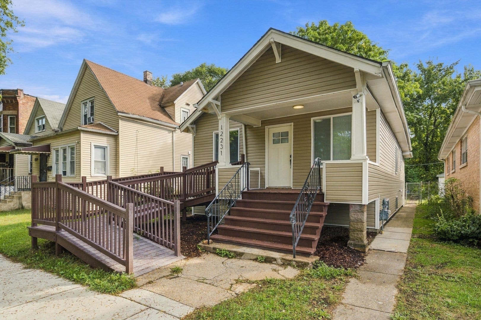12231 S Lowe Avenue, Chicago, IL 60628 12231 S Lowe Avenue, Chicago, IL 60628