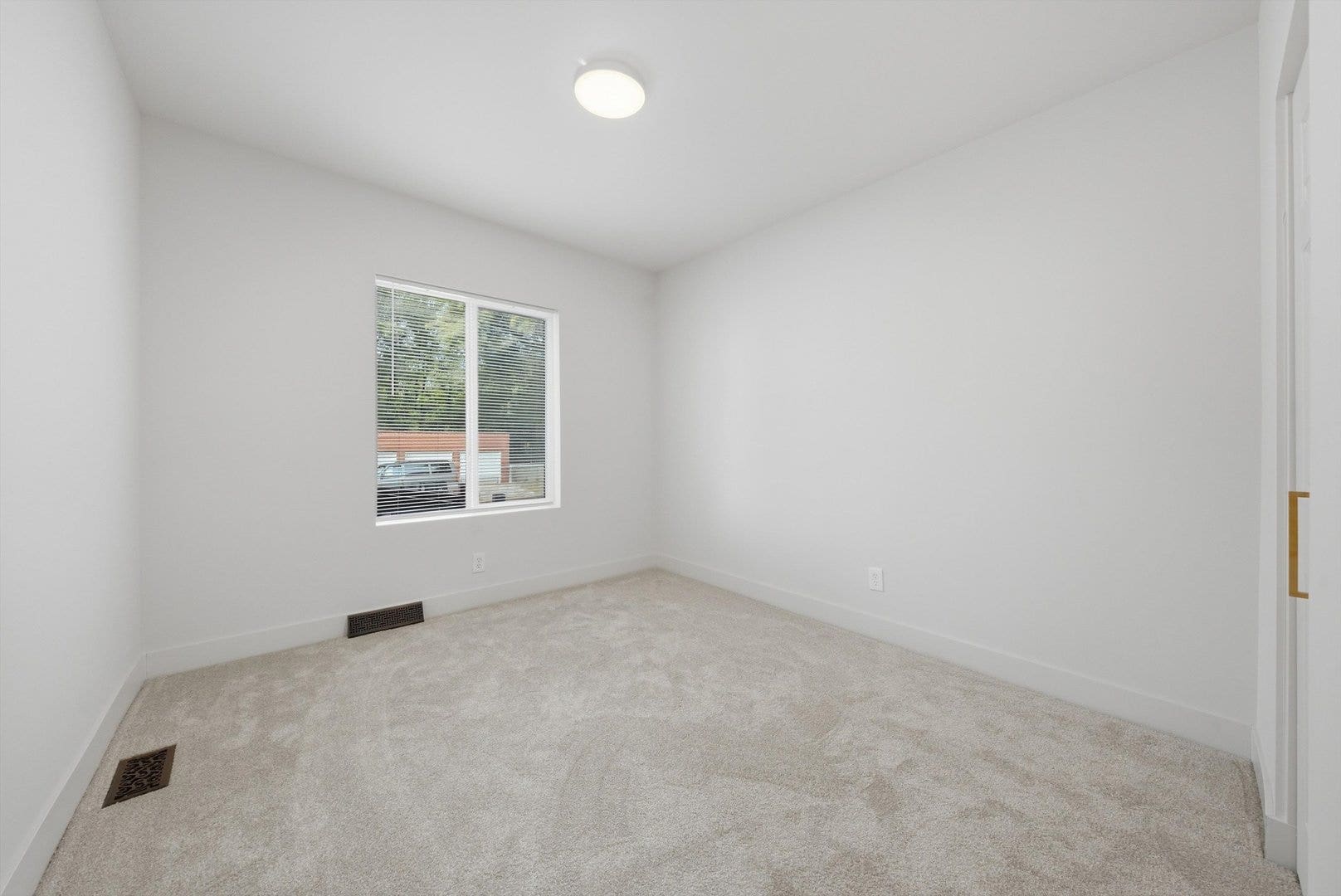 12231 S Lowe Avenue, Chicago, IL 60628 12231 S Lowe Avenue, Chicago, IL 60628