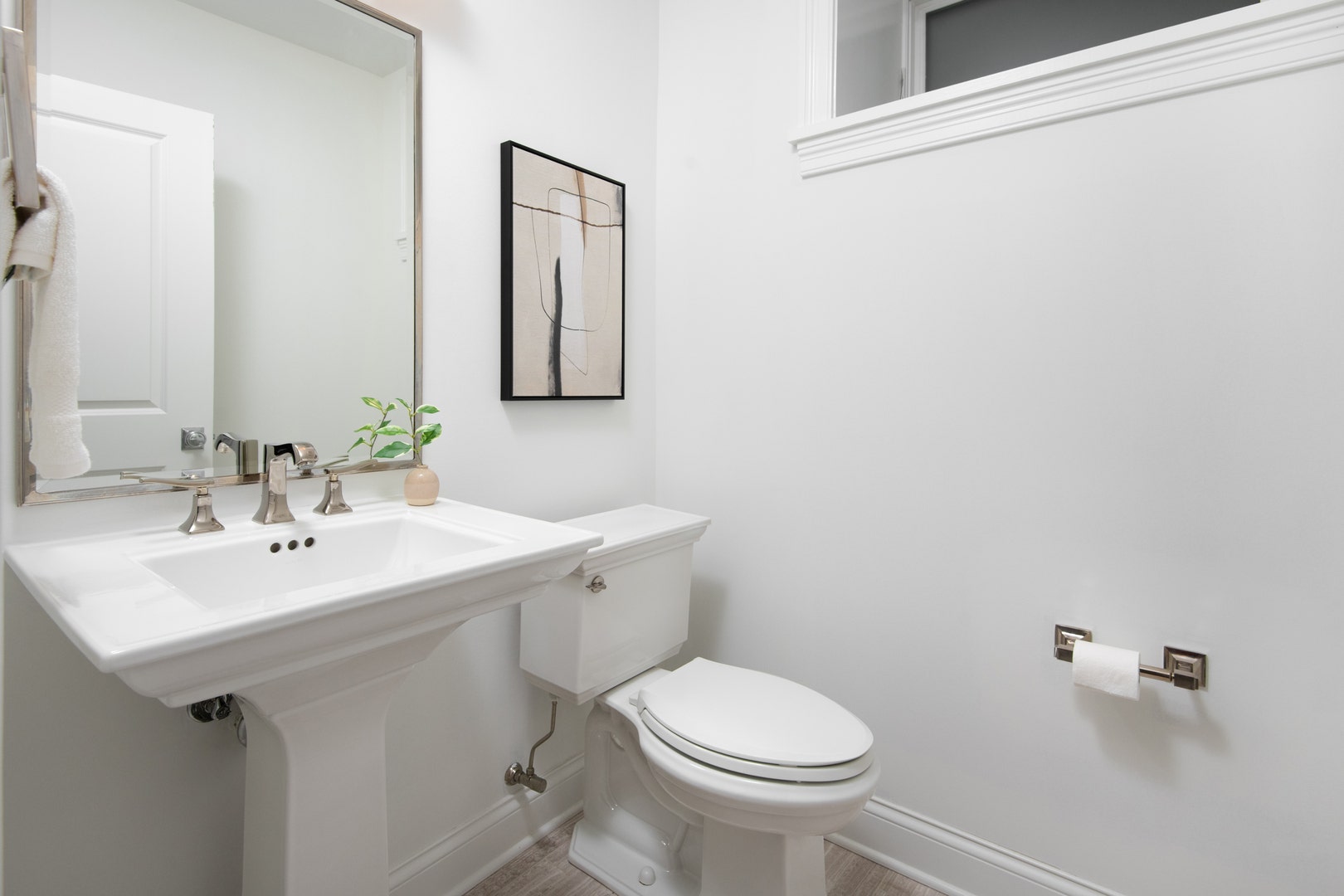 3822 N Hoyne Avenue, Chicago, IL 60618