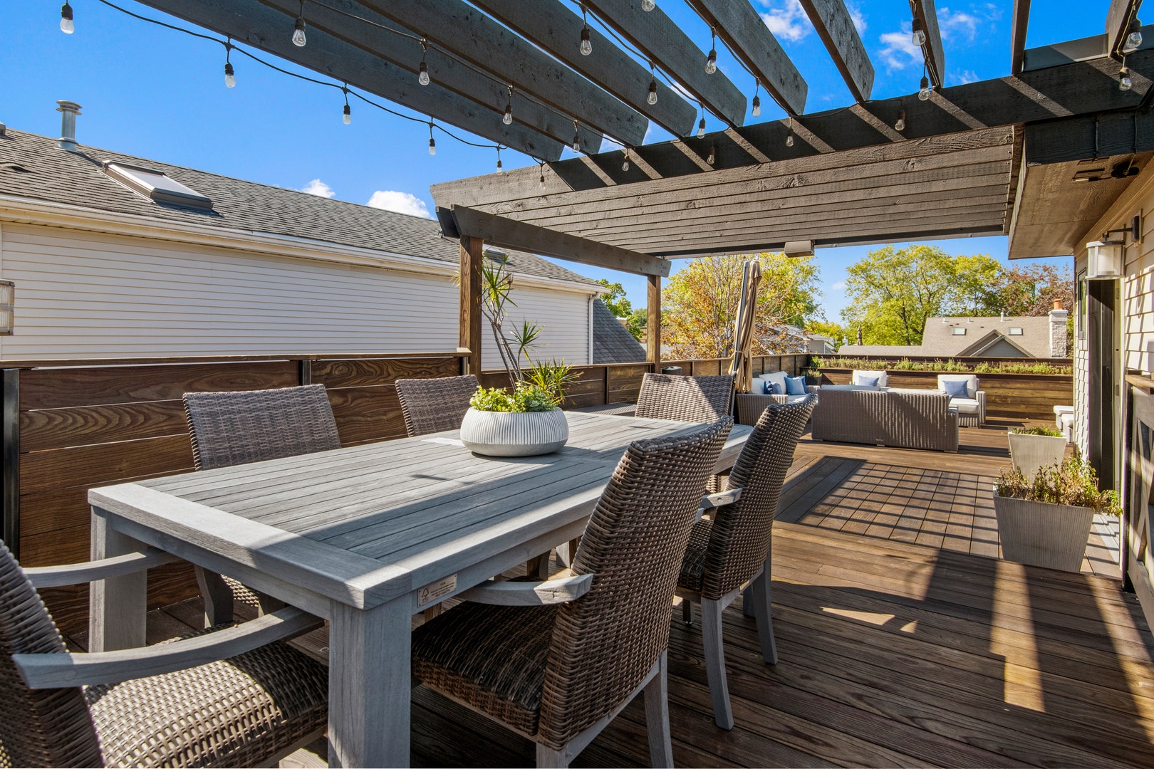 3822 N Hoyne Avenue, Chicago, IL 60618