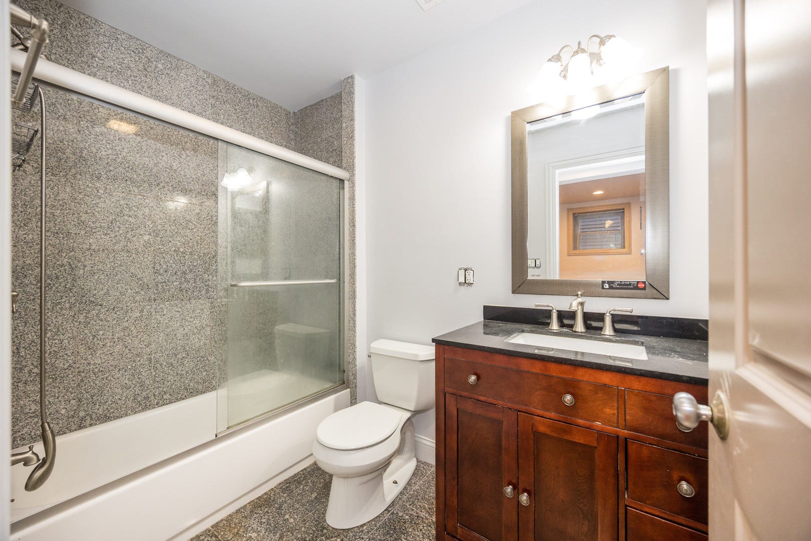 3616 N Christiana Avenue, Chicago, IL 60618