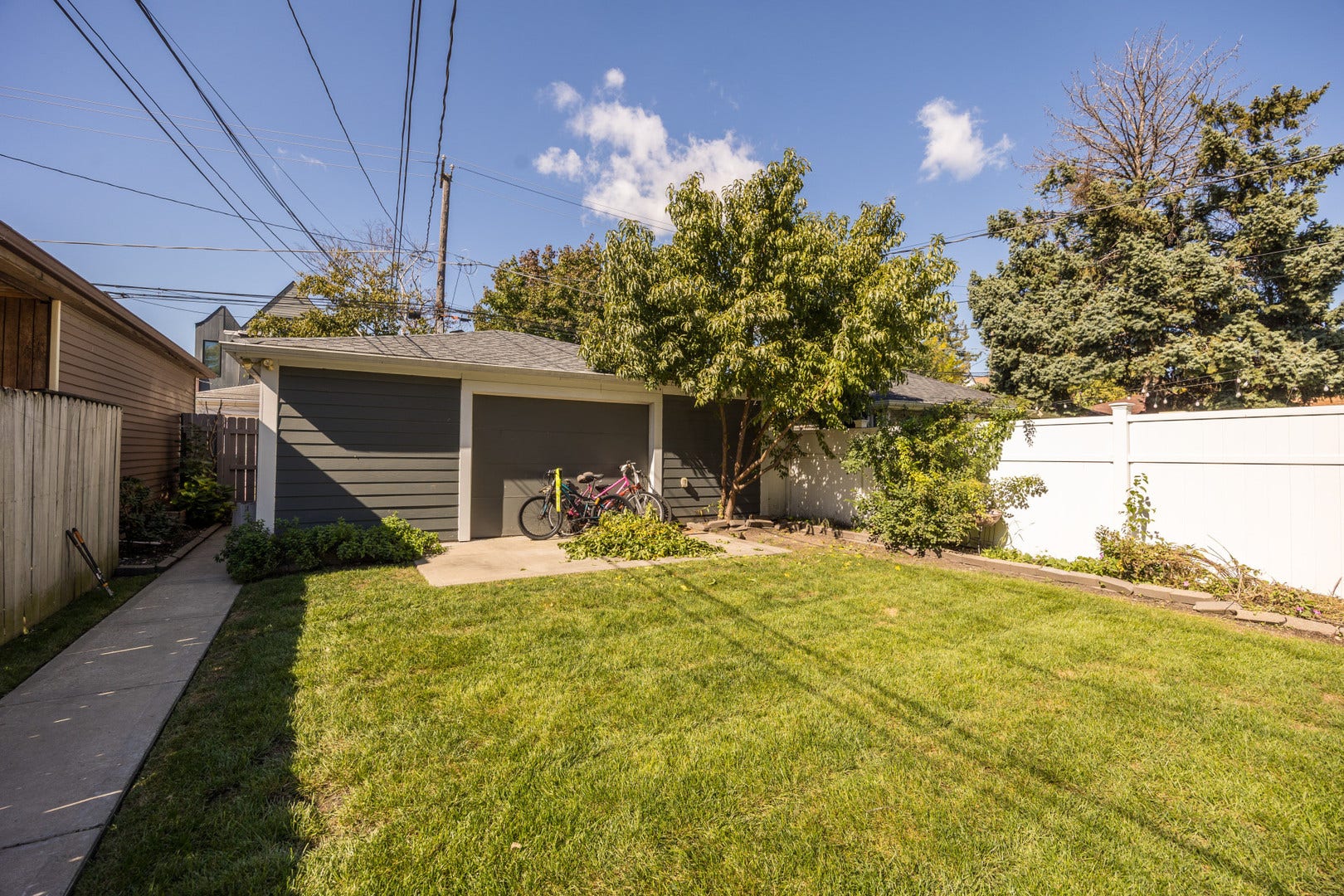 3616 N Christiana Avenue, Chicago, IL 60618