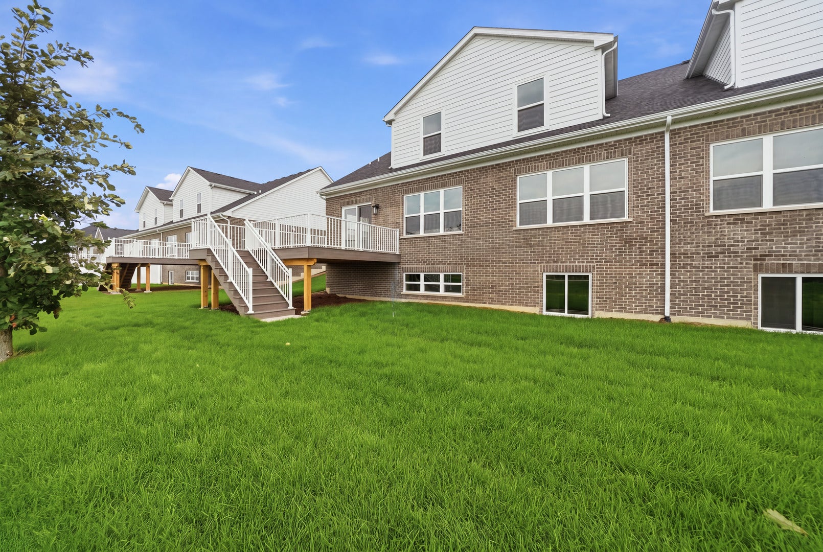 16561 Kayla Drive, Lemont, IL 60439 16561 Kayla Drive, Lemont, IL 60439