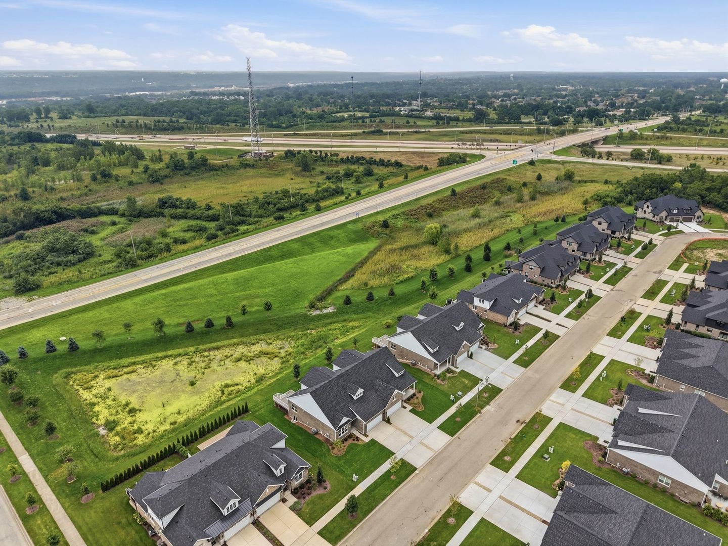 16561 Kayla Drive, Lemont, IL 60439 16561 Kayla Drive, Lemont, IL 60439