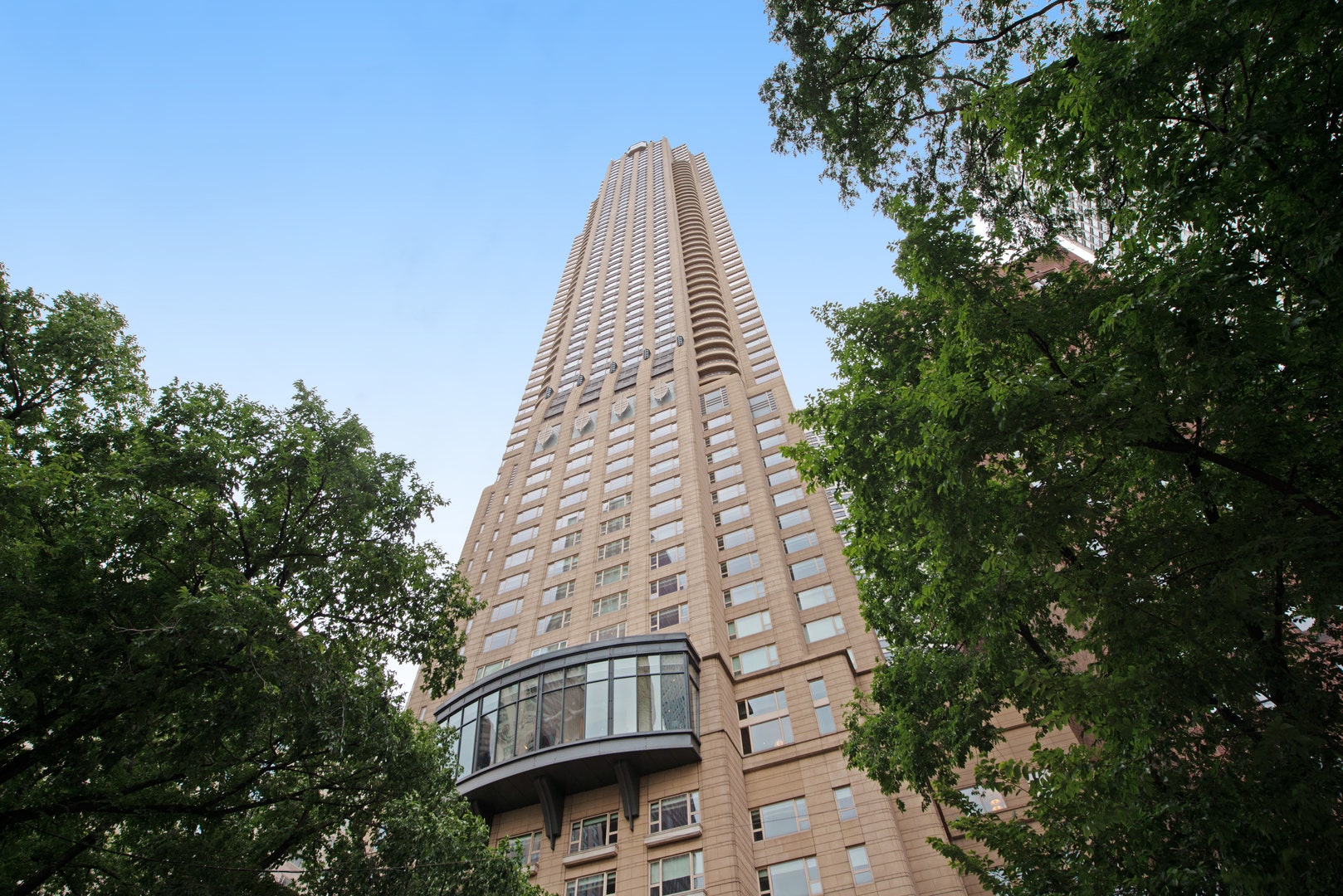 800 N MICHIGAN Avenue, #4201, Chicago, IL 60611 800 N MICHIGAN Avenue, #4201, Chicago, IL 60611