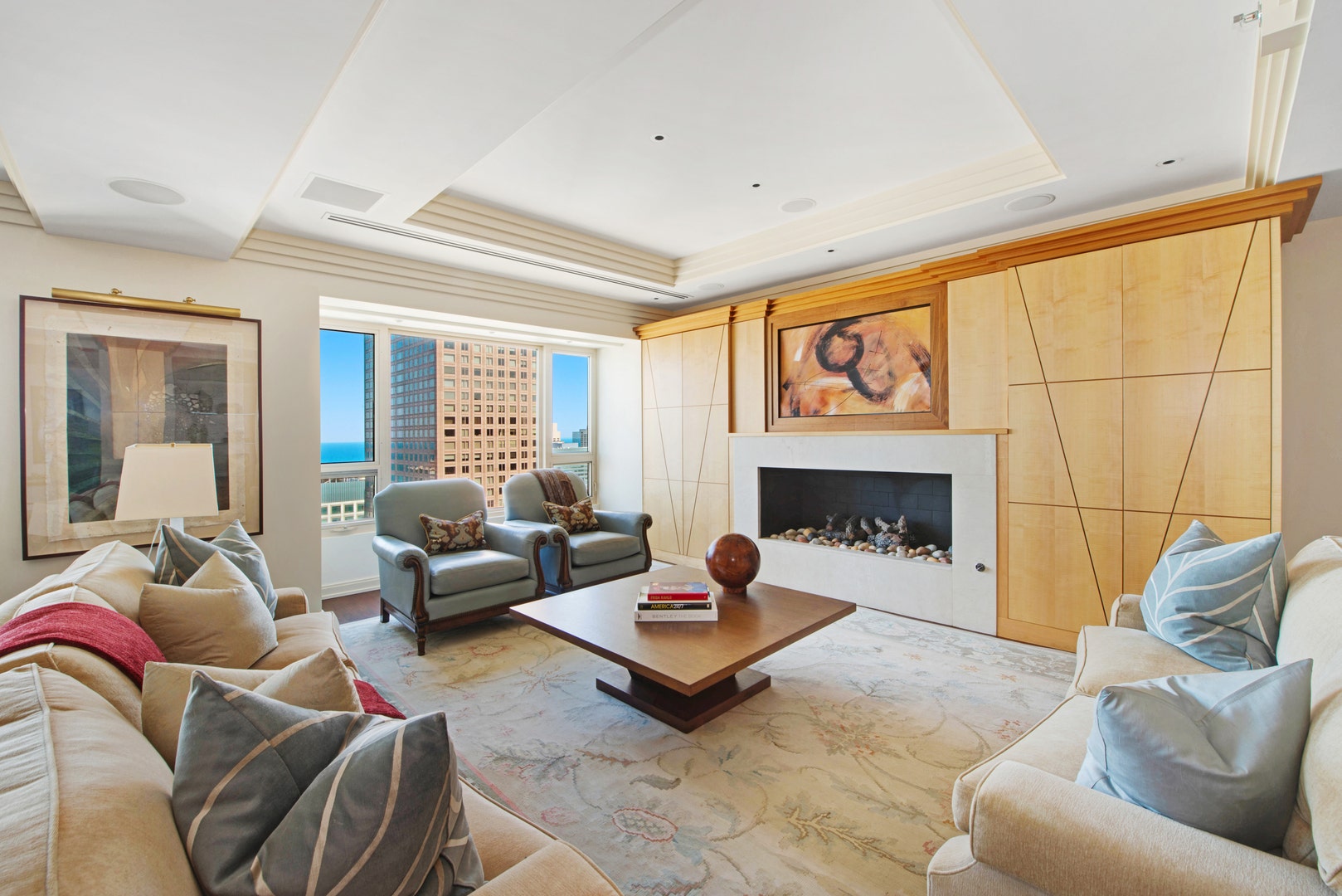 800 N MICHIGAN Avenue, #4201, Chicago, IL 60611 800 N MICHIGAN Avenue, #4201, Chicago, IL 60611