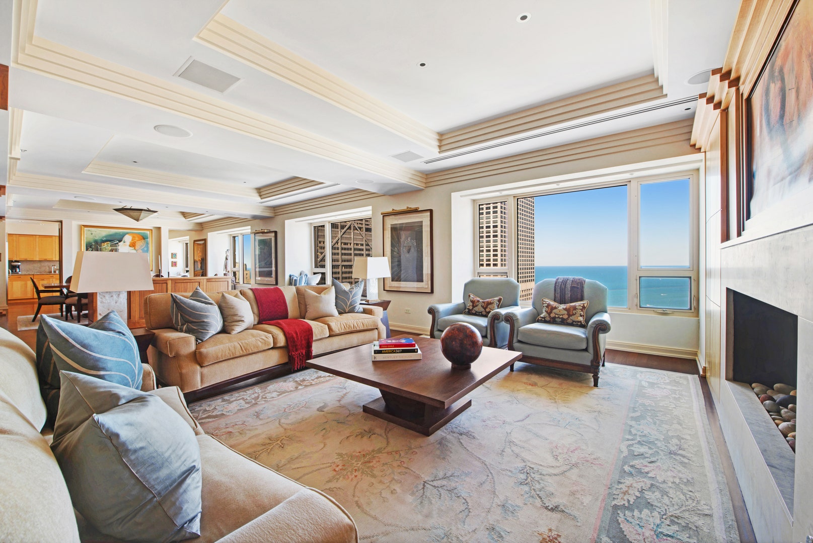 800 N MICHIGAN Avenue, #4201, Chicago, IL 60611 800 N MICHIGAN Avenue, #4201, Chicago, IL 60611