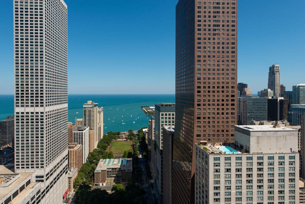 800 N MICHIGAN Avenue, #4201, Chicago, IL 60611 800 N MICHIGAN Avenue, #4201, Chicago, IL 60611