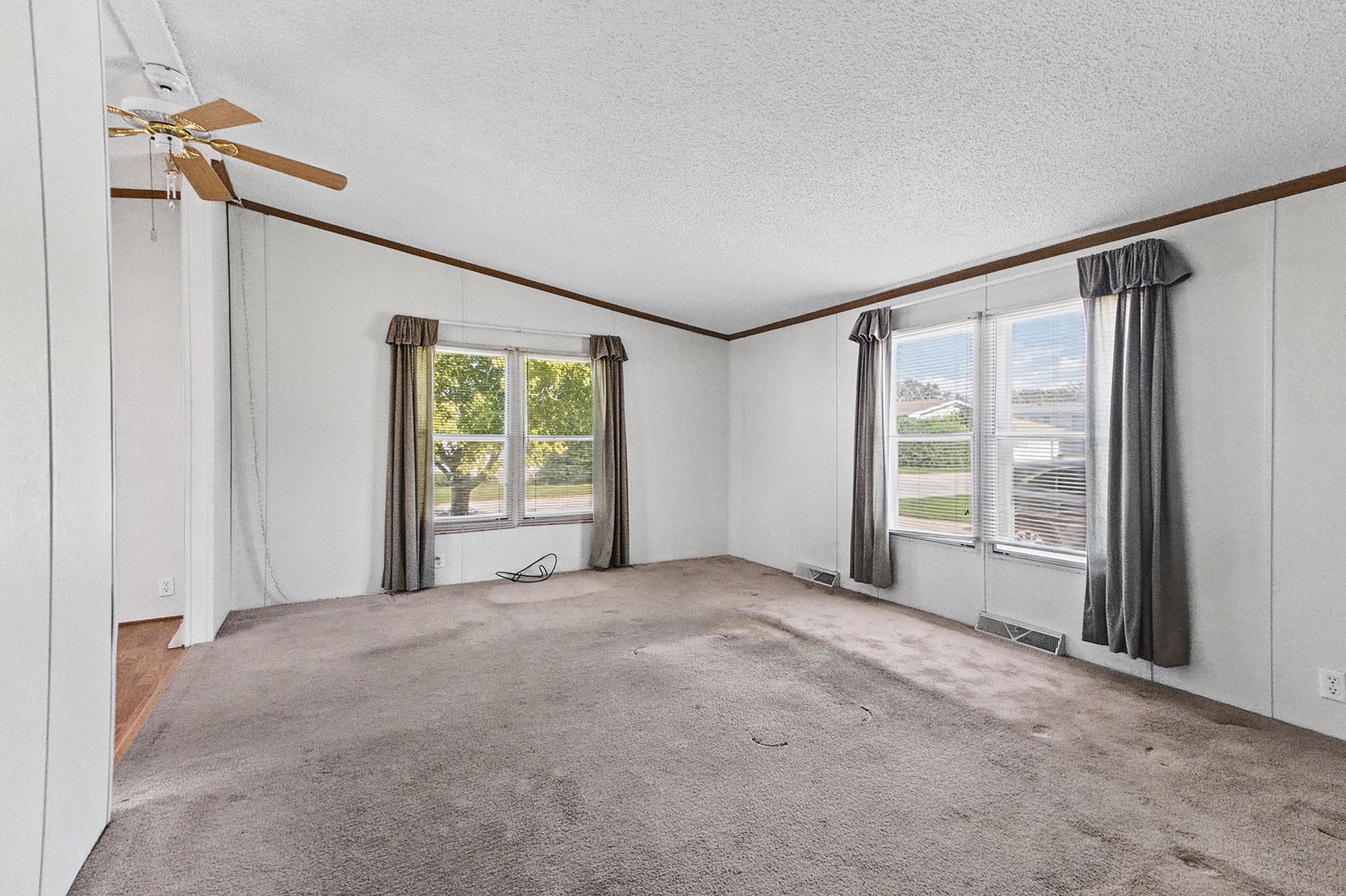 10825 W Gateway Drive, Frankfort, IL 60423 10825 W Gateway Drive, Frankfort, IL 60423