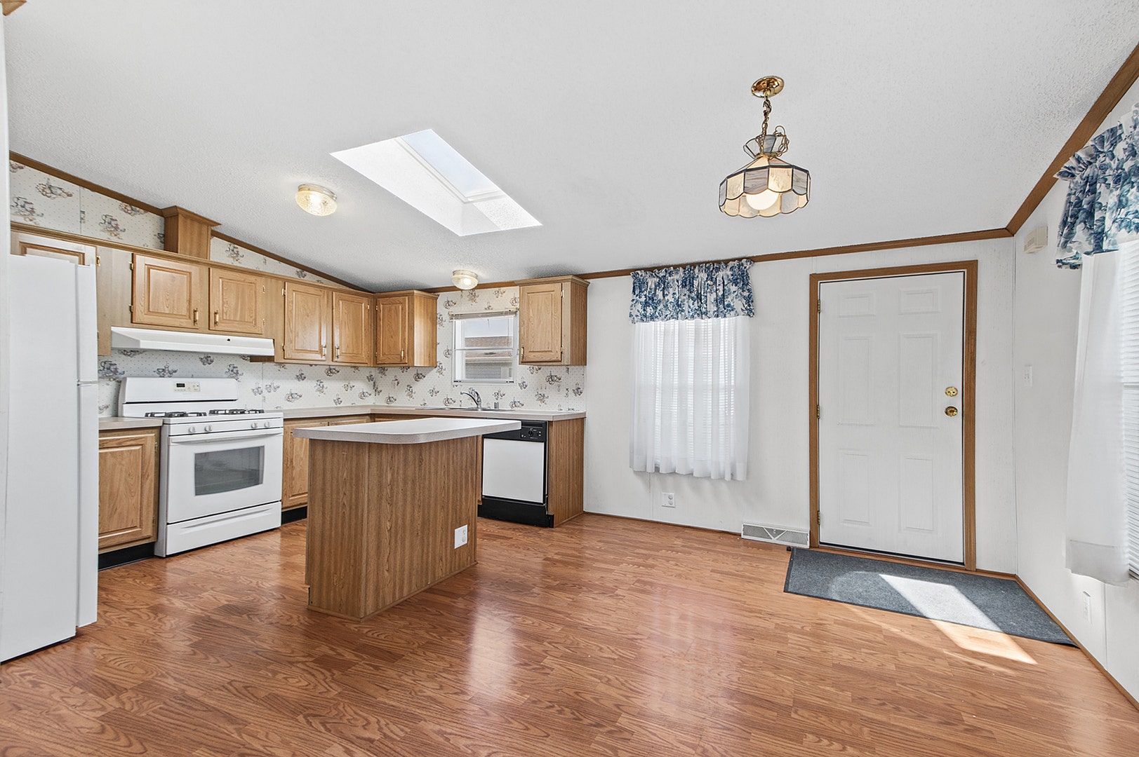 10825 W Gateway Drive, Frankfort, IL 60423 10825 W Gateway Drive, Frankfort, IL 60423