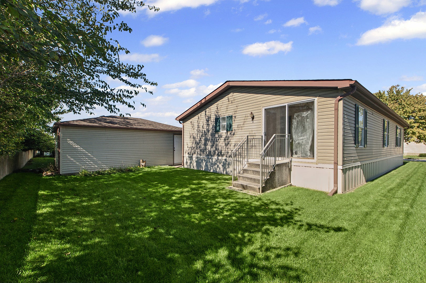 10825 W Gateway Drive, Frankfort, IL 60423 10825 W Gateway Drive, Frankfort, IL 60423