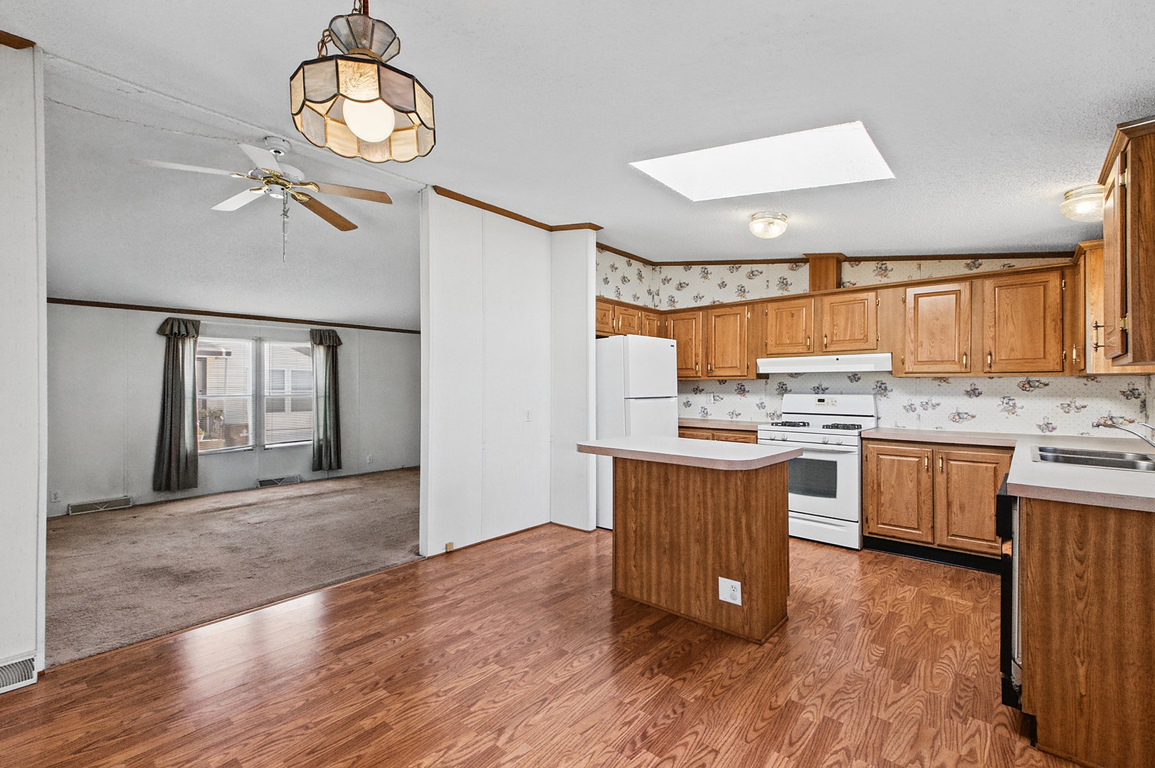 10825 W Gateway Drive, Frankfort, IL 60423 10825 W Gateway Drive, Frankfort, IL 60423