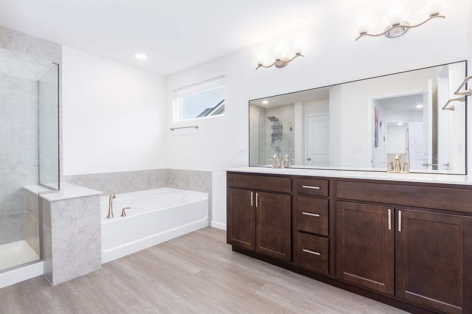 2225 Bent Grass Way, Bolingbrook, IL 60490 2225 Bent Grass Way, Bolingbrook, IL 60490