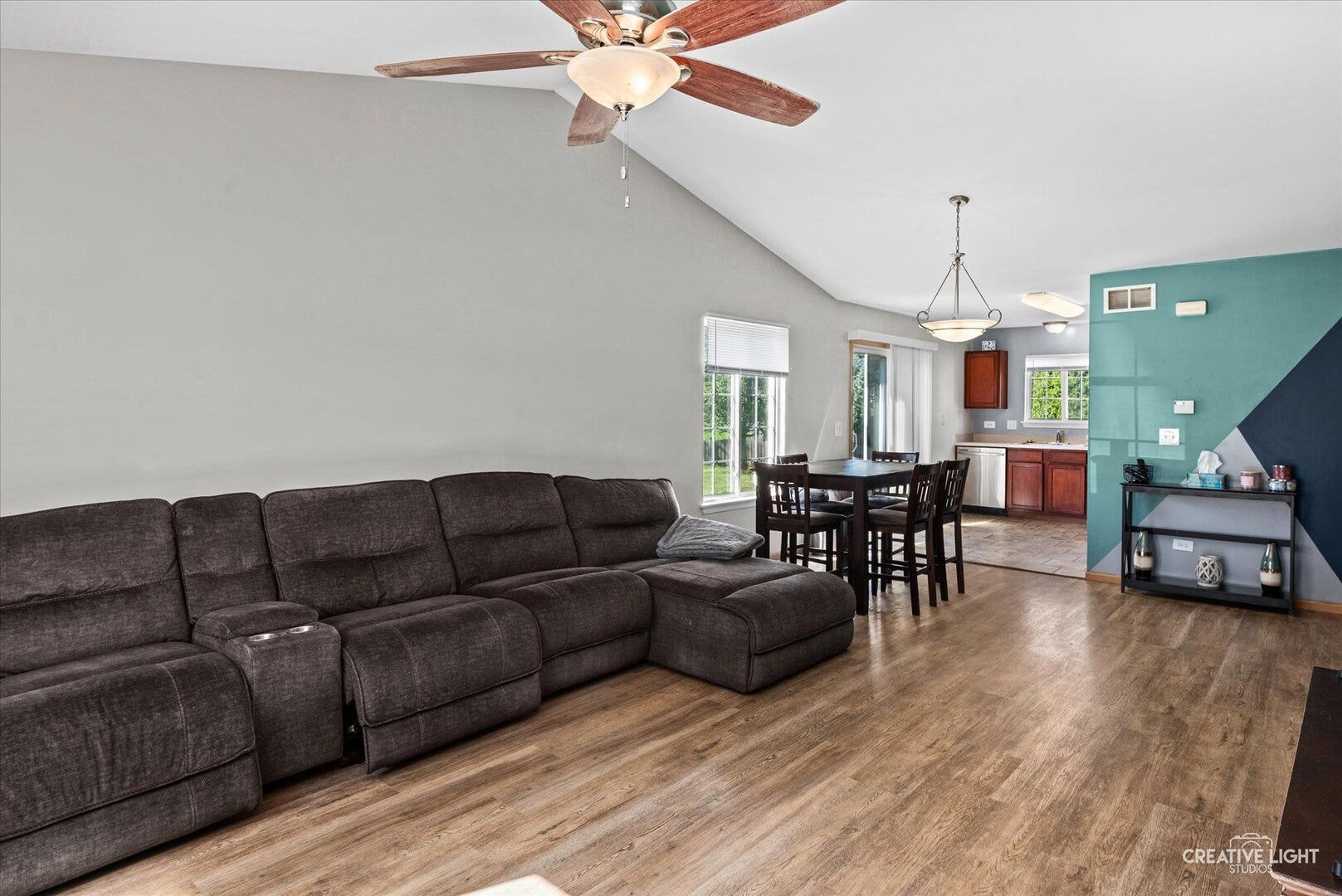 1317 Sherborn Court, Minooka, IL 60447 1317 Sherborn Court, Minooka, IL 60447