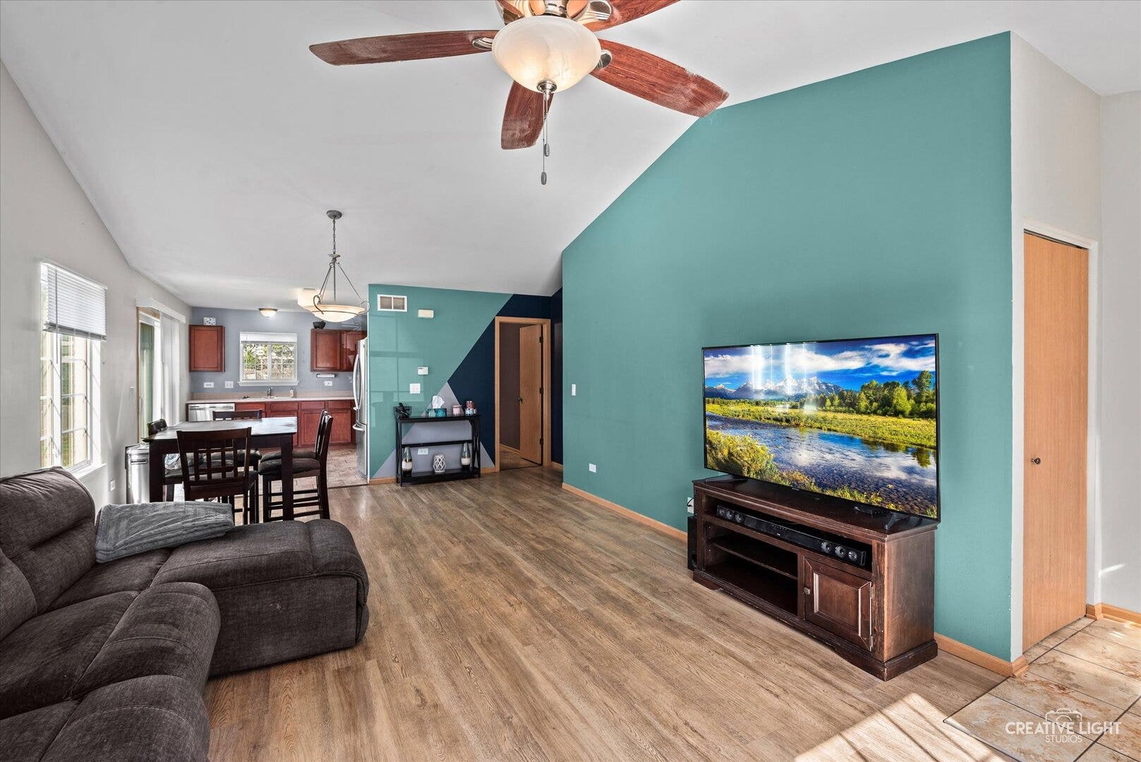 1317 Sherborn Court, Minooka, IL 60447 1317 Sherborn Court, Minooka, IL 60447