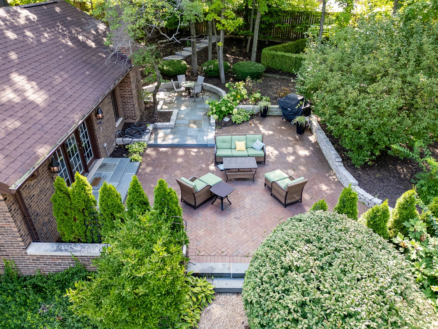 1330 Maple Avenue, Downers Grove, IL 60515