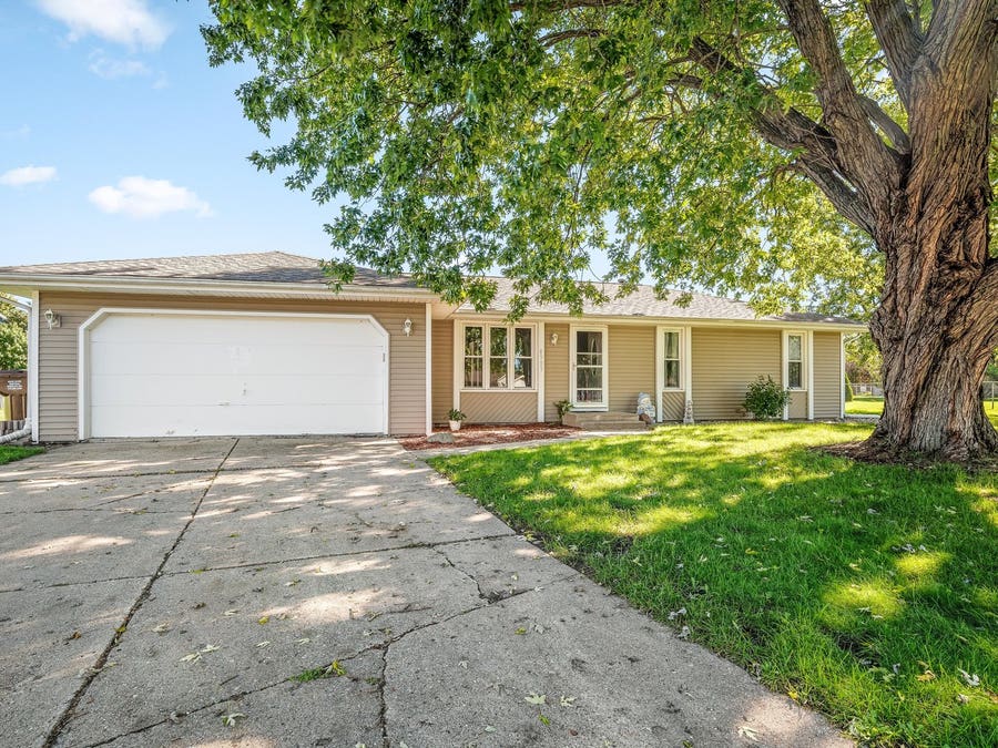 Property photo for 8523 Terrang Court, Machesney Park, IL