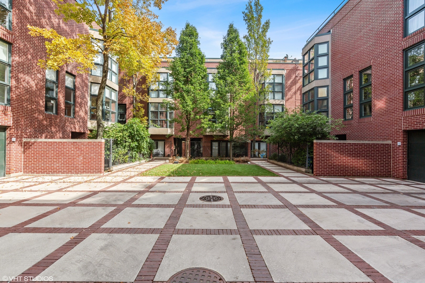 1701 N Halsted Street, #E2, Chicago, IL 60614 1701 N Halsted Street, #E2, Chicago, IL 60614