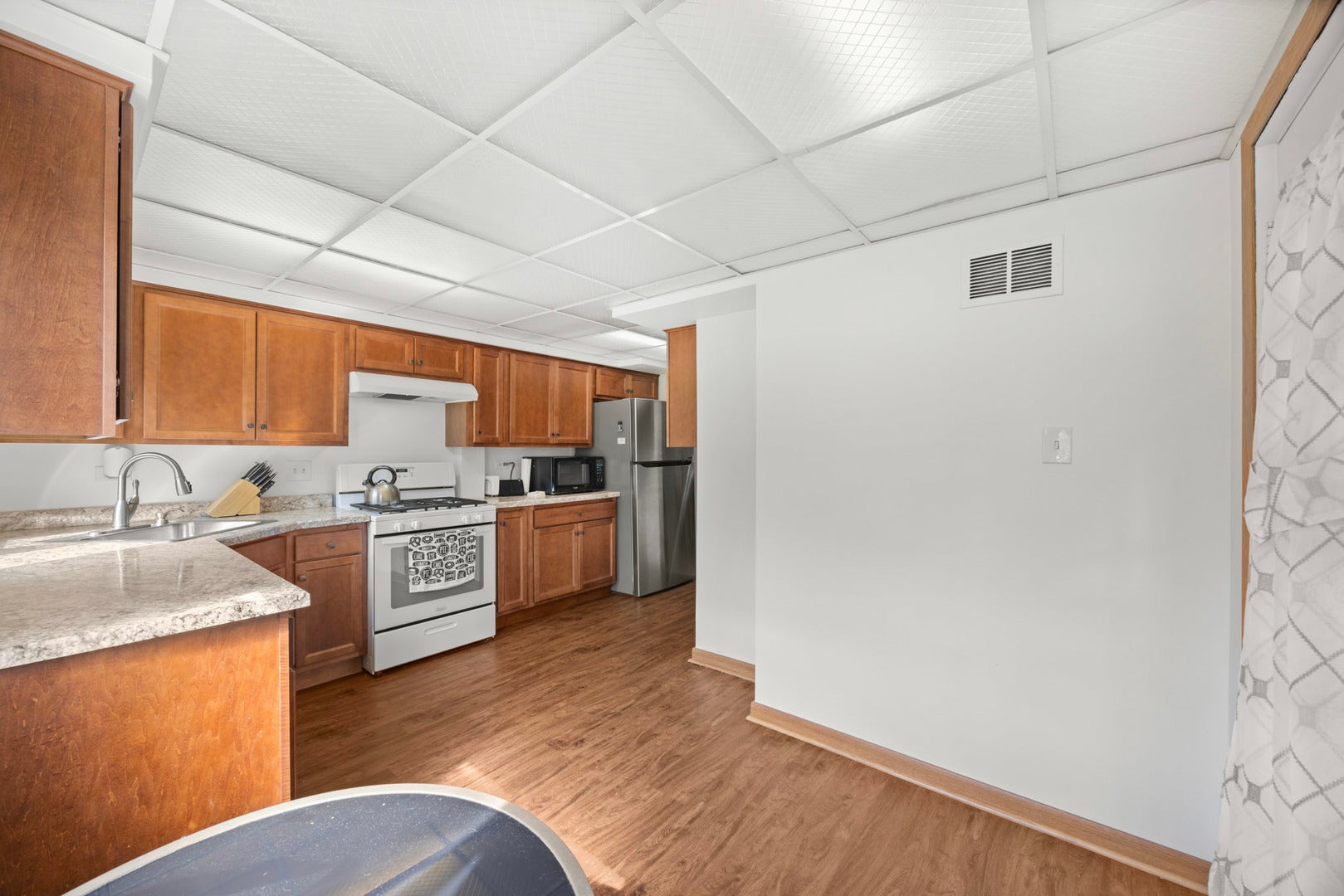 6413 Oak Forest Avenue, #1S, Tinley Park, IL 60477