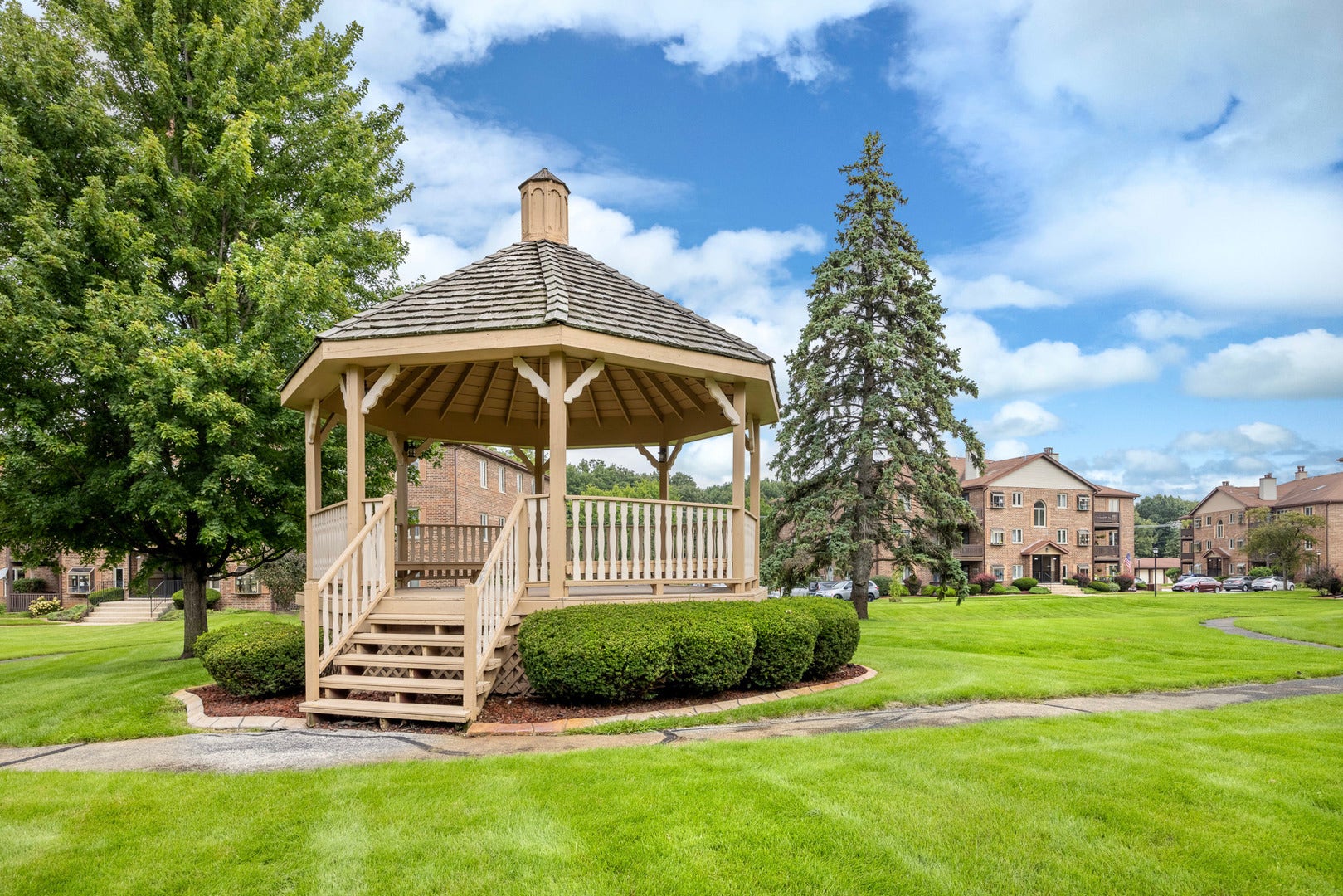6413 Oak Forest Avenue, #1S, Tinley Park, IL 60477