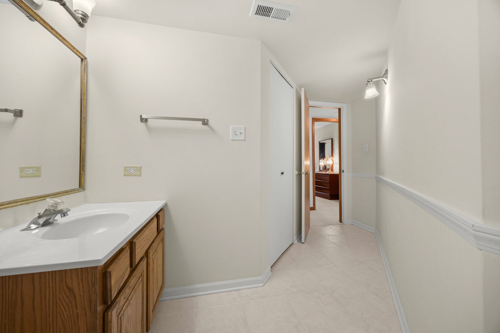 6413 Oak Forest Avenue, #1S, Tinley Park, IL 60477