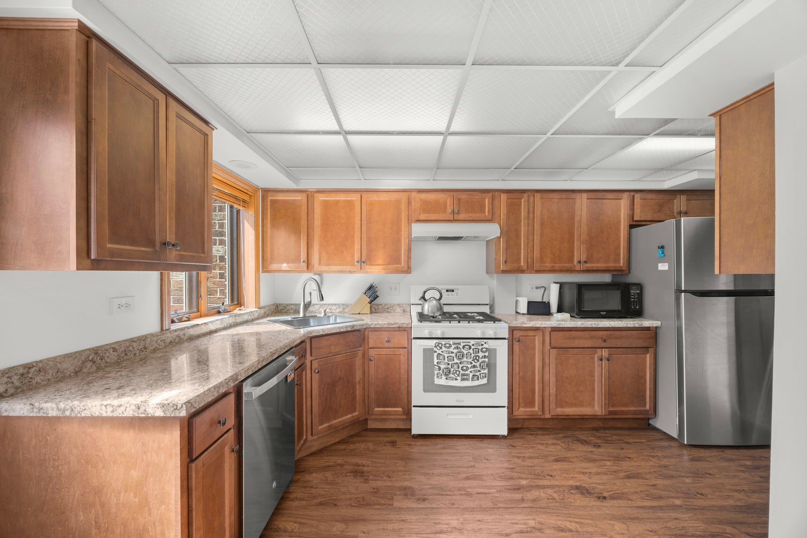 6413 Oak Forest Avenue, #1S, Tinley Park, IL 60477