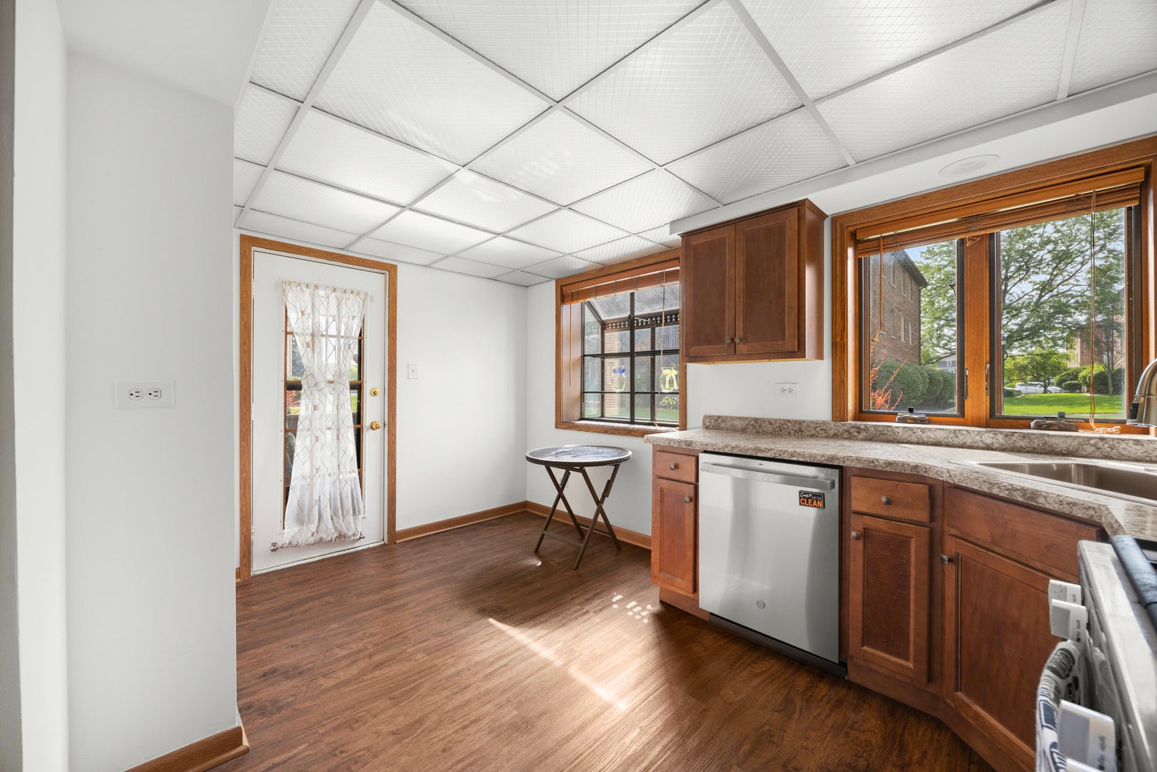 6413 Oak Forest Avenue, #1S, Tinley Park, IL 60477