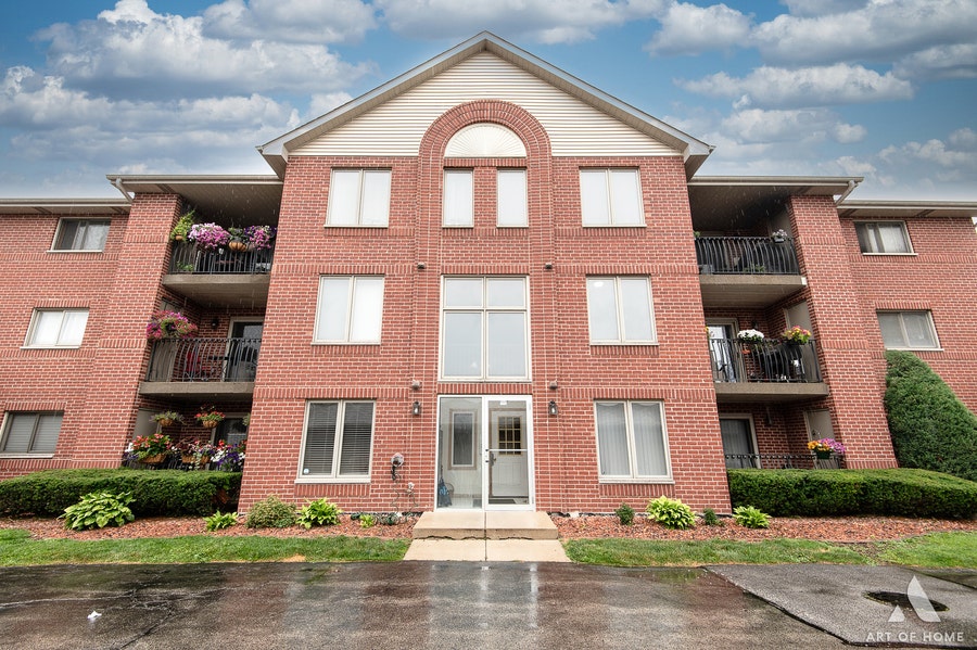 Property photo for 11110 E Cove Circle, #2A, Palos Hills, IL
