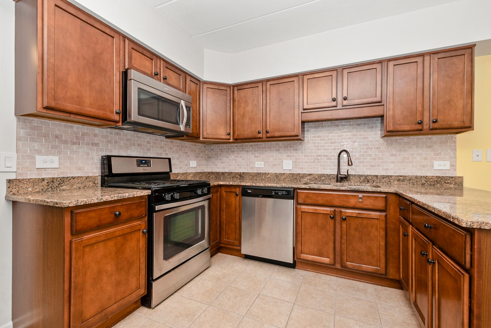 14130 Sheffield Drive, #103, Homer Glen, IL 60491 14130 Sheffield Drive, #103, Homer Glen, IL 60491